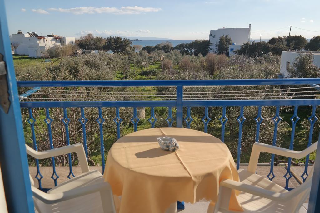 Mina'S Studios In Naxos Island Agios Prokopios  Kamer foto
