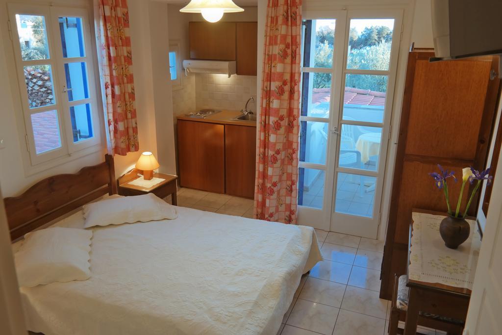 Mina'S Studios In Naxos Island Agios Prokopios  Kamer foto