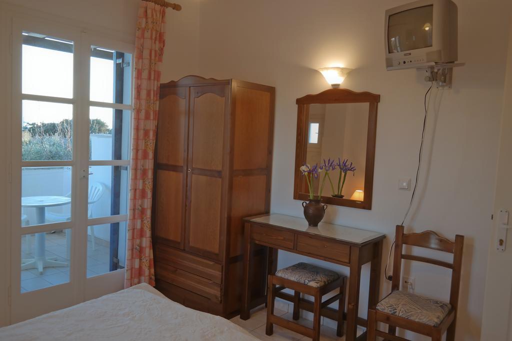 Mina'S Studios In Naxos Island Agios Prokopios  Buitenkant foto