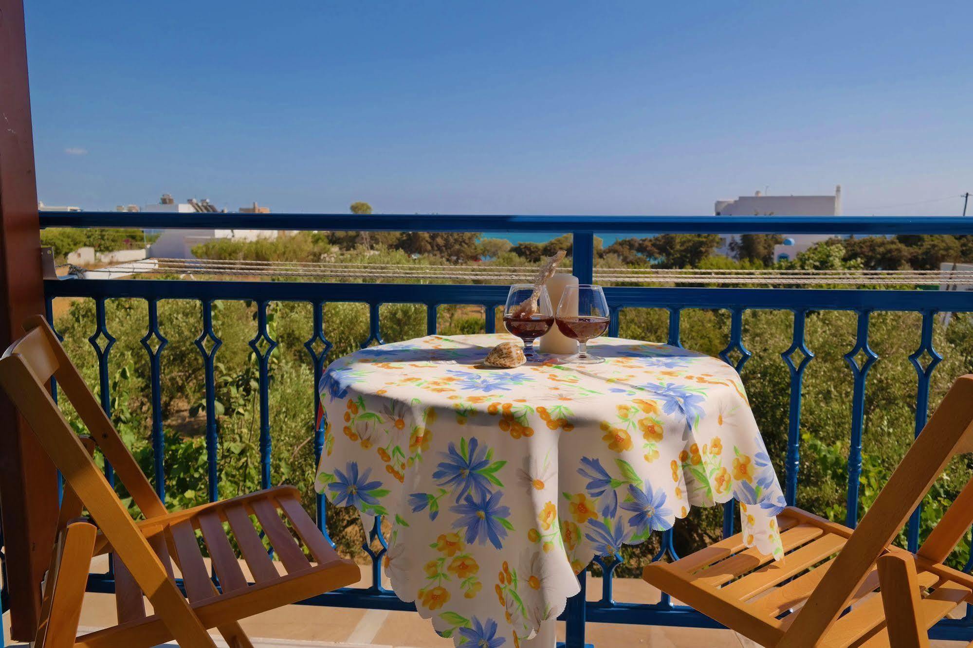 Mina'S Studios In Naxos Island Agios Prokopios  Buitenkant foto
